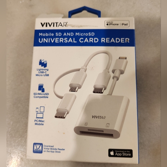 🦋Vivitar Mobile SD And MicroSD Universal Card Reader For iPhone & IPad  NiB - Picture 1 of 9
